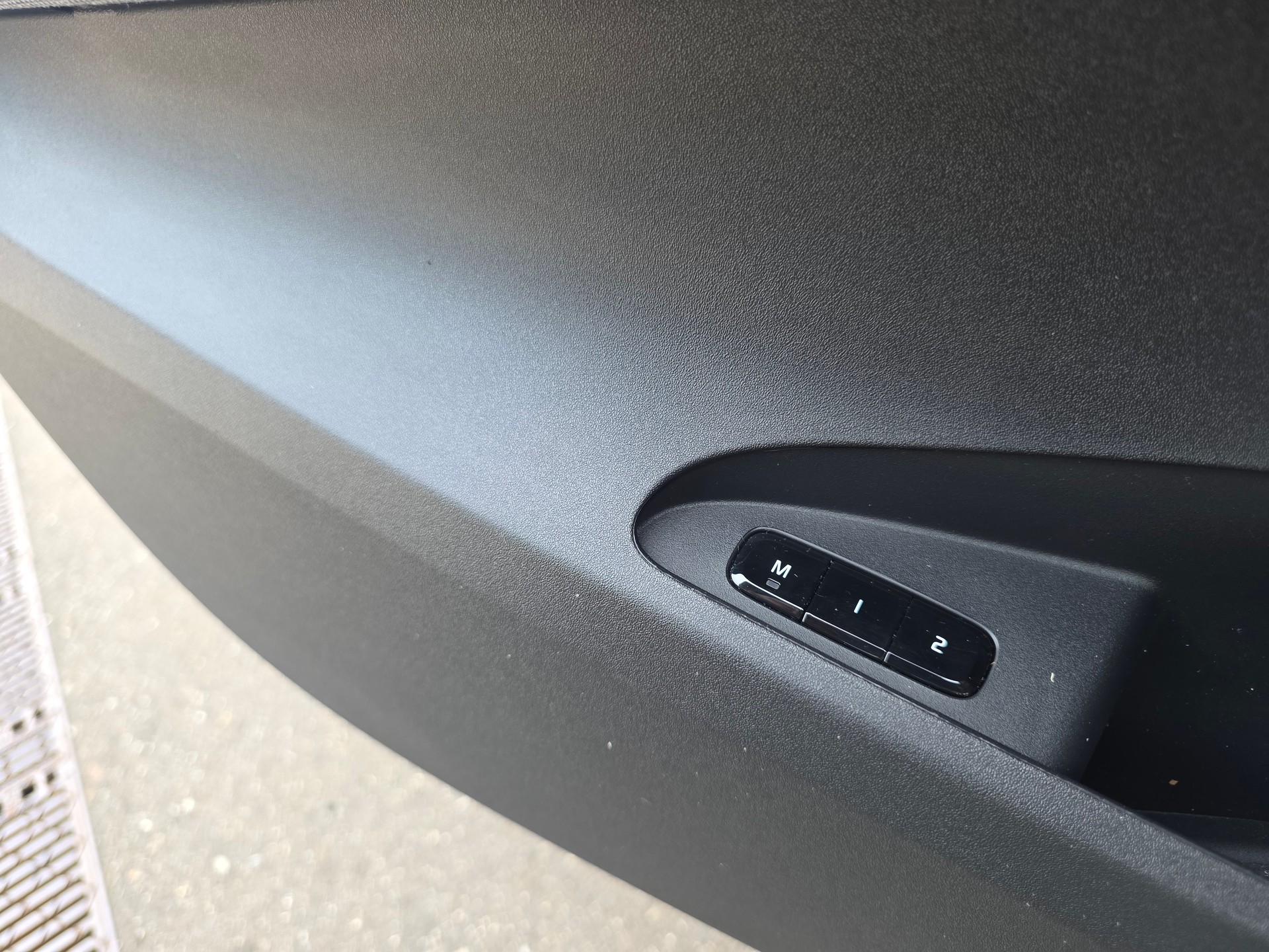 POLESTAR Polestar 2 Long Range Dual 78 kWh * VOLLAUSSGTATTUNG | PERFORMANCE | PLUS-PAKET| DRIVE PAKET| 360° KAMERA| GARANTIE BIS 08.2029-image-15