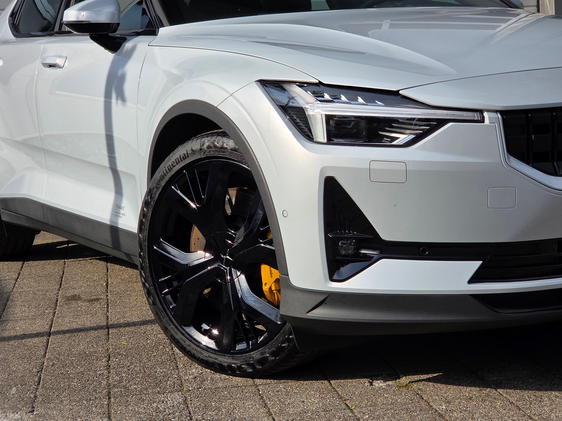 POLESTAR Polestar 2 Long Range Dual 78 kWh * VOLLAUSSGTATTUNG | PERFORMANCE | PLUS-PAKET| DRIVE PAKET| 360° KAMERA| GARANTIE BIS 08.2029-image-5