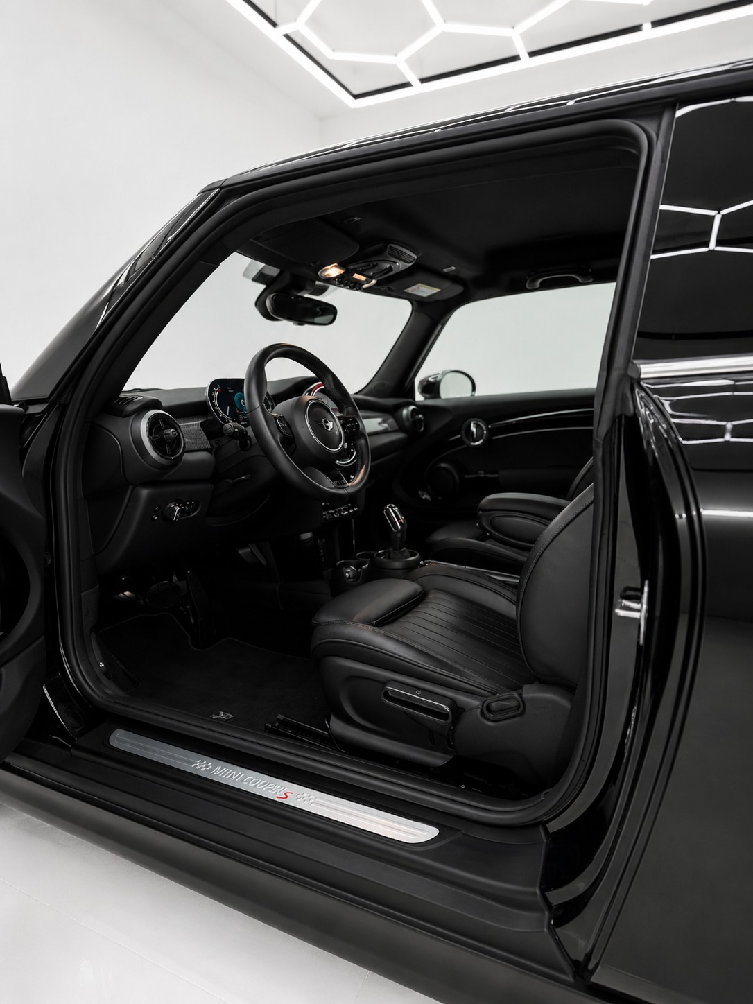 MINI Cooper S Steptronic DKG Black edition-image-7