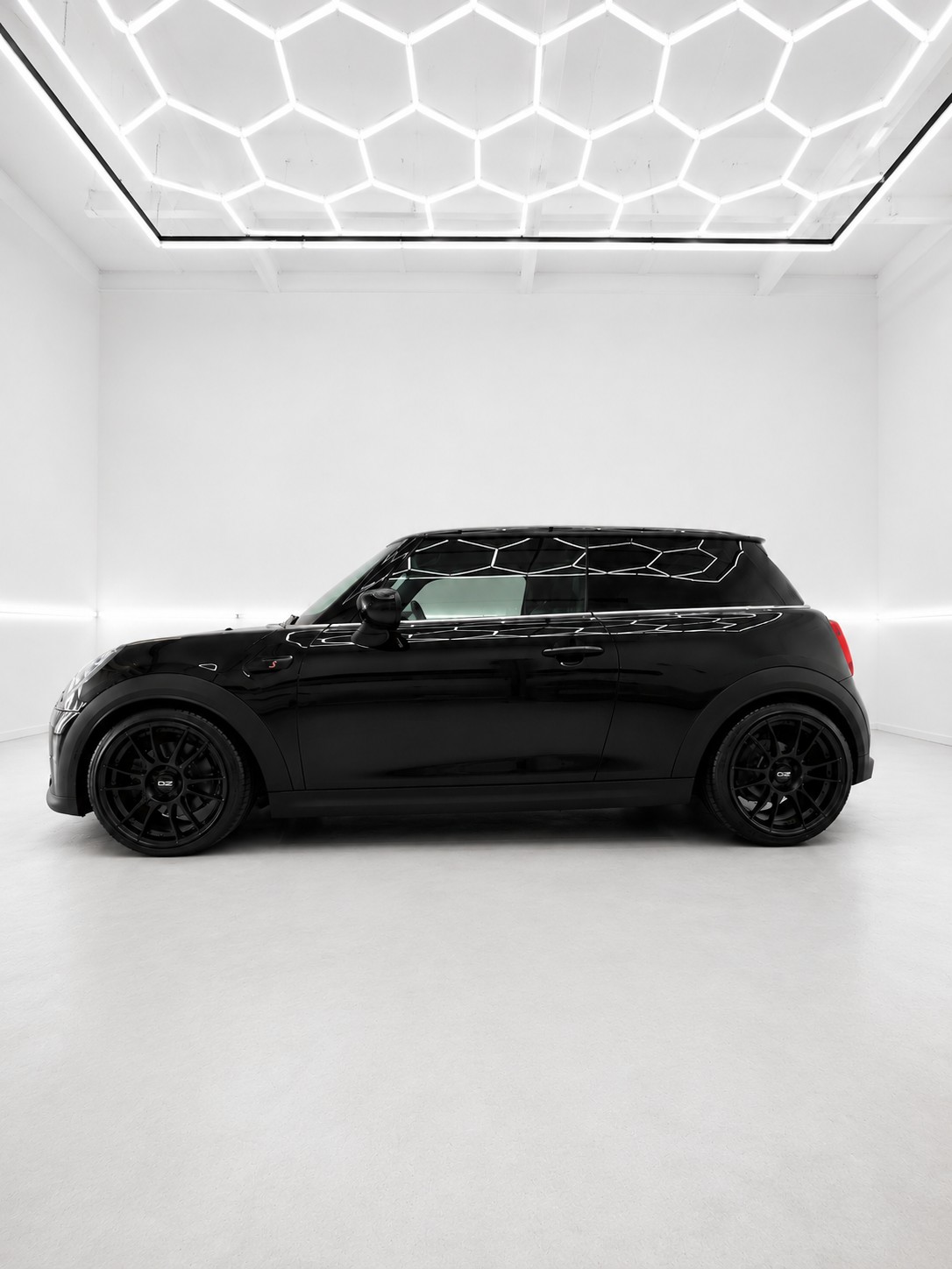 MINI Cooper S Steptronic DKG Black edition-image-4