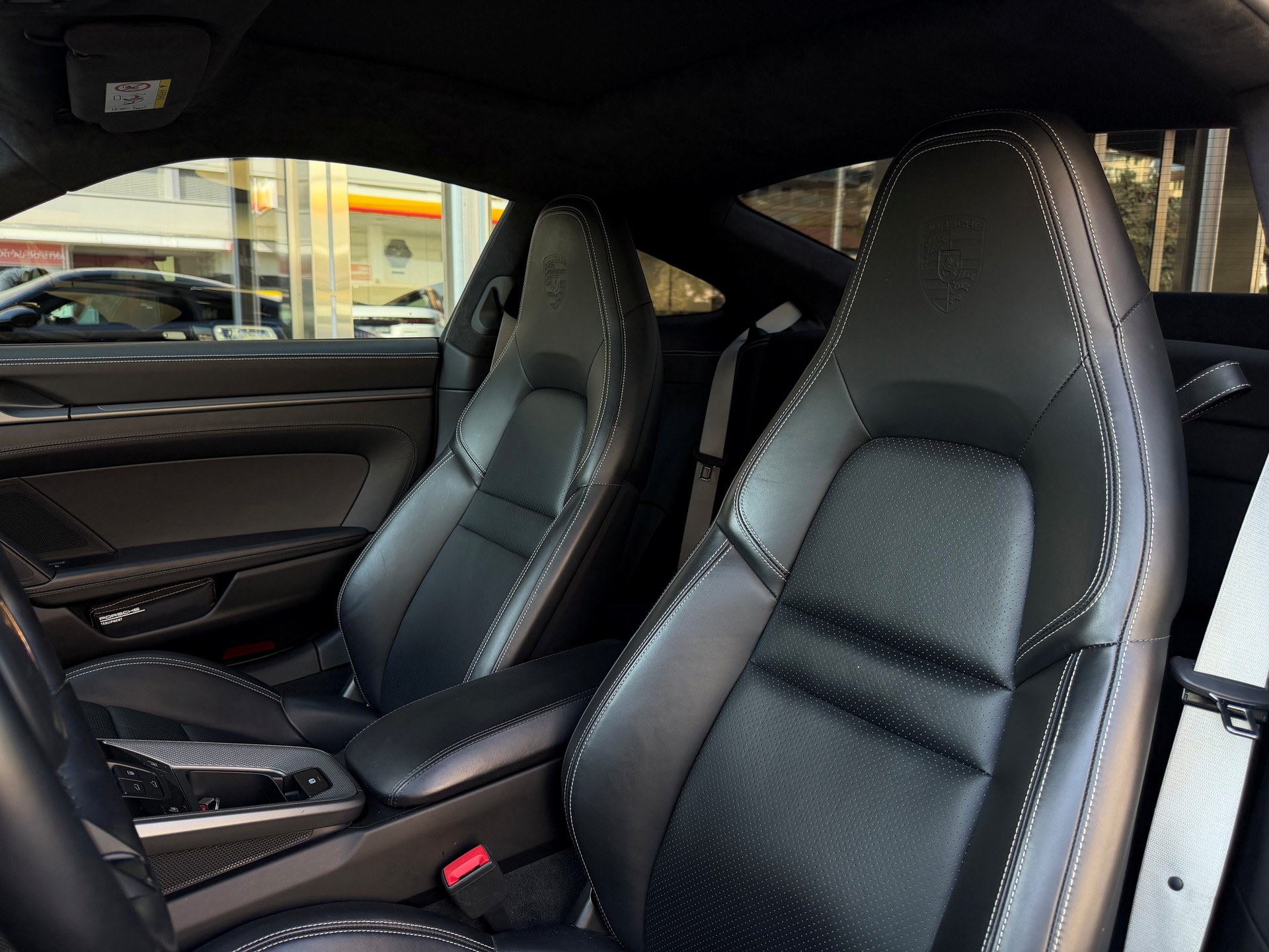 PORSCHE 911 Carrera 4 PDK-image-7