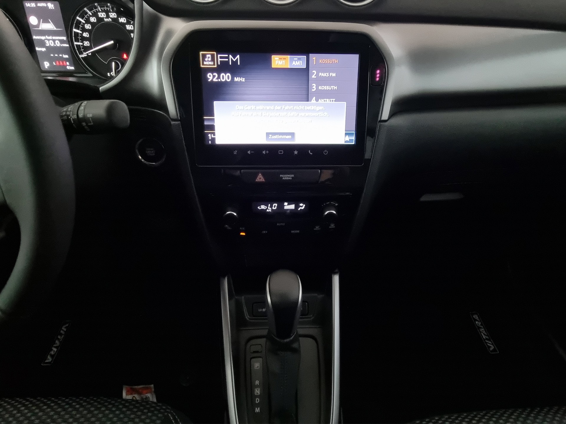 SUZUKI Vitara 1.4 Compact+ Hyb. 4x4 AT-image-9