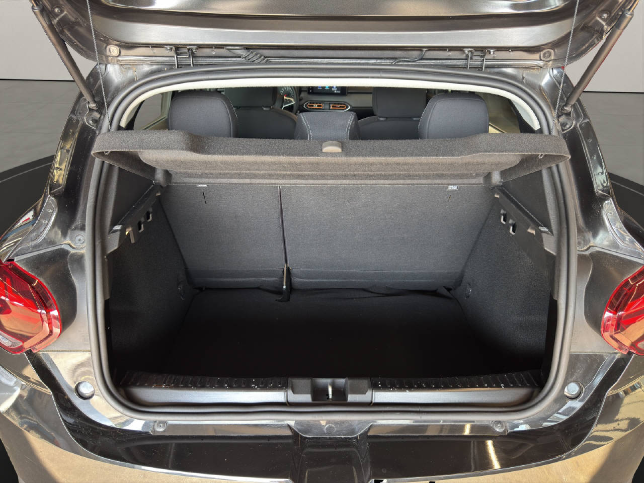 DACIA Sandero 1.0 TCe Stepway Comfort-image-14