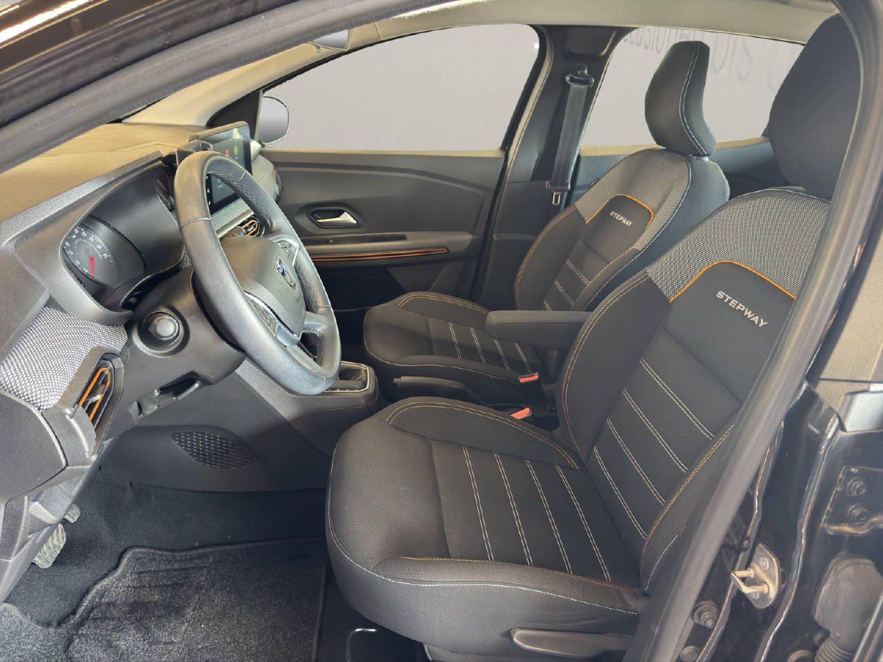 DACIA Sandero 1.0 TCe Stepway Comfort-image-4