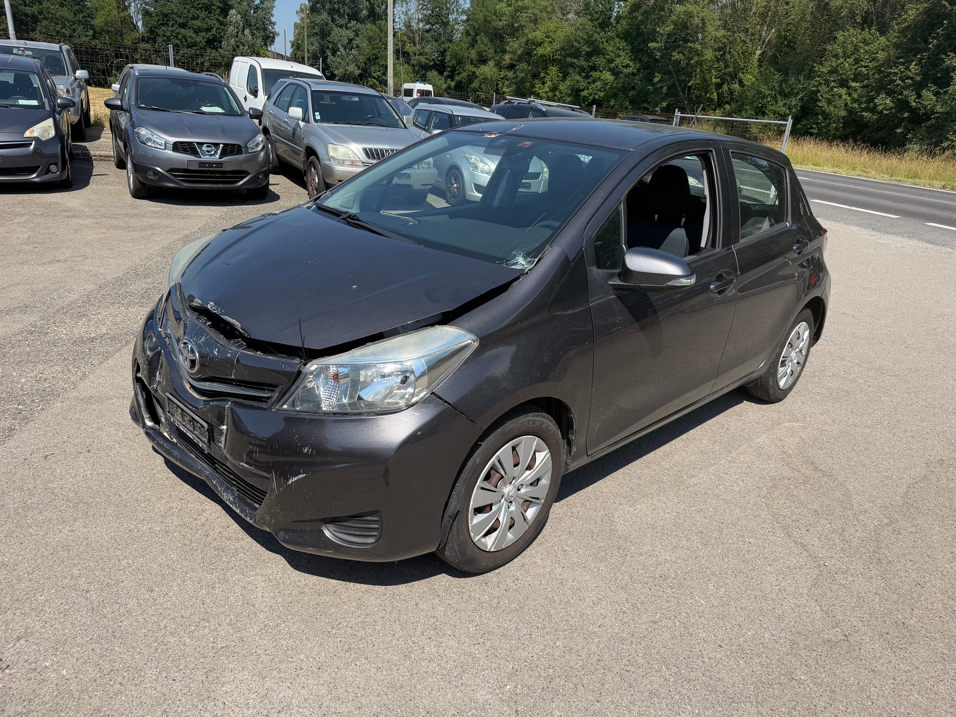 TOYOTA Yaris 1.33 Sol Premium-image-1