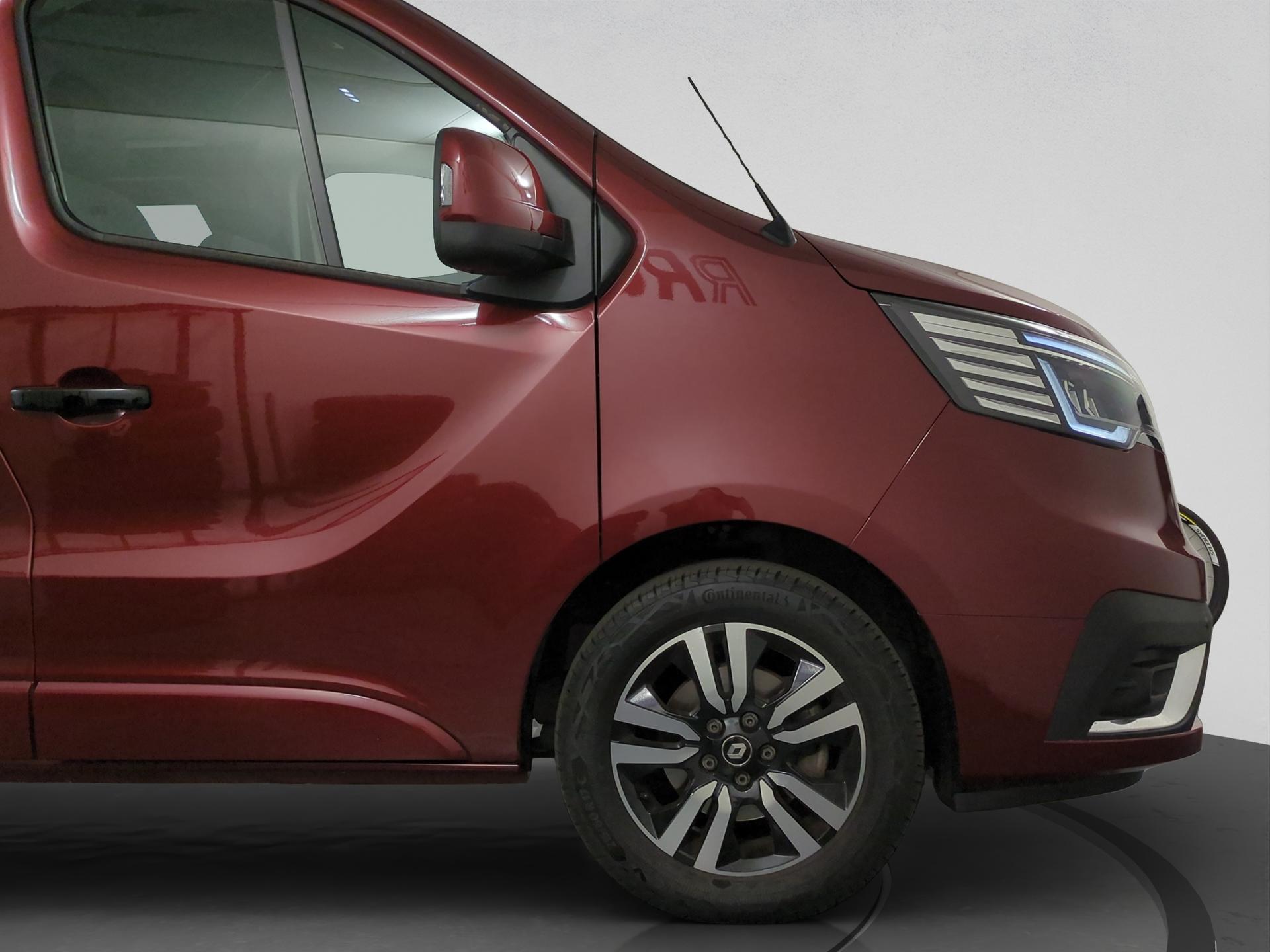 RENAULT Trafic Blue dCi 170 Spacenomad Iconic EDC-image-17