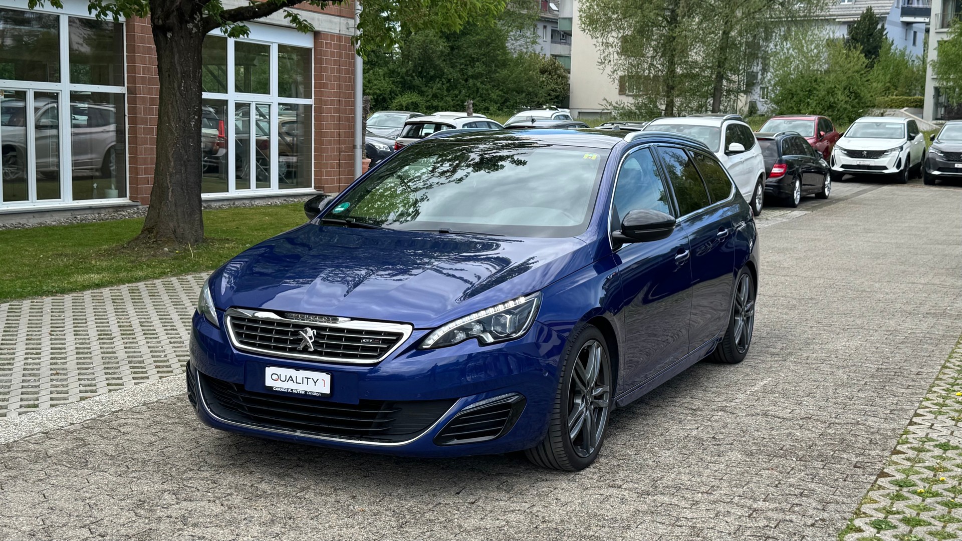 PEUGEOT 308 SW 2.0 BlueHDI GT Automatic-image-1