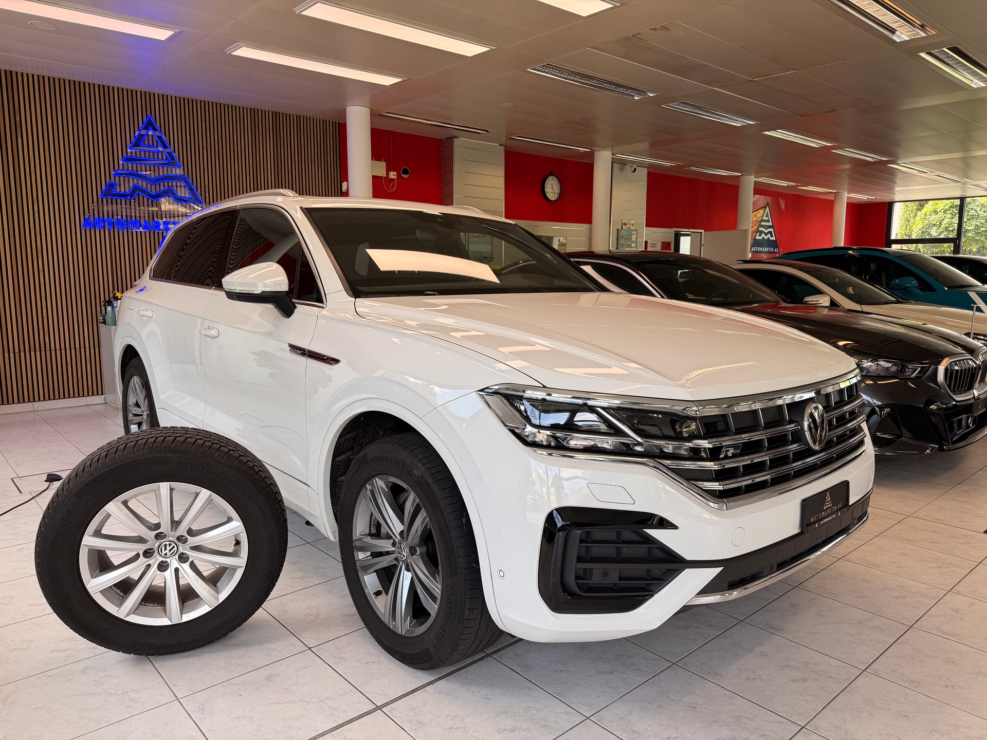 VW Touareg 3.0 V6 TDI 286 R-Line-image-0