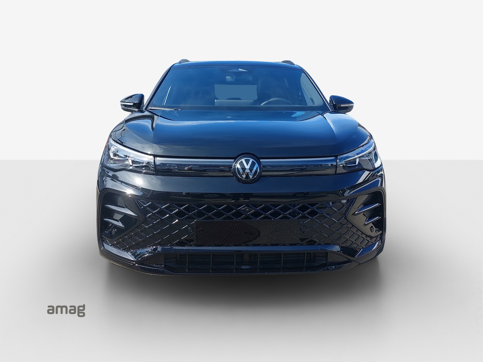 VW Tiguan 2.0 TSI DSG R-Line Plus 4Motion-image-6