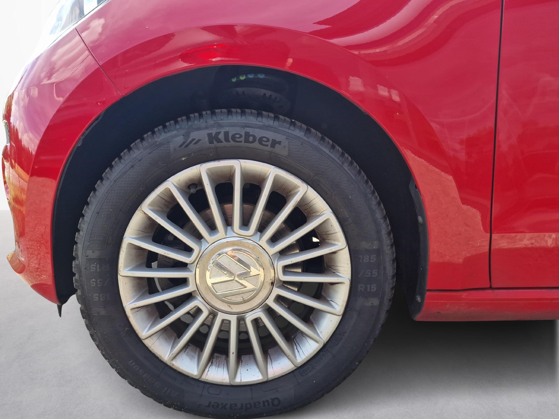 VW Up 1.0 MPI 60 High ASG-image-13