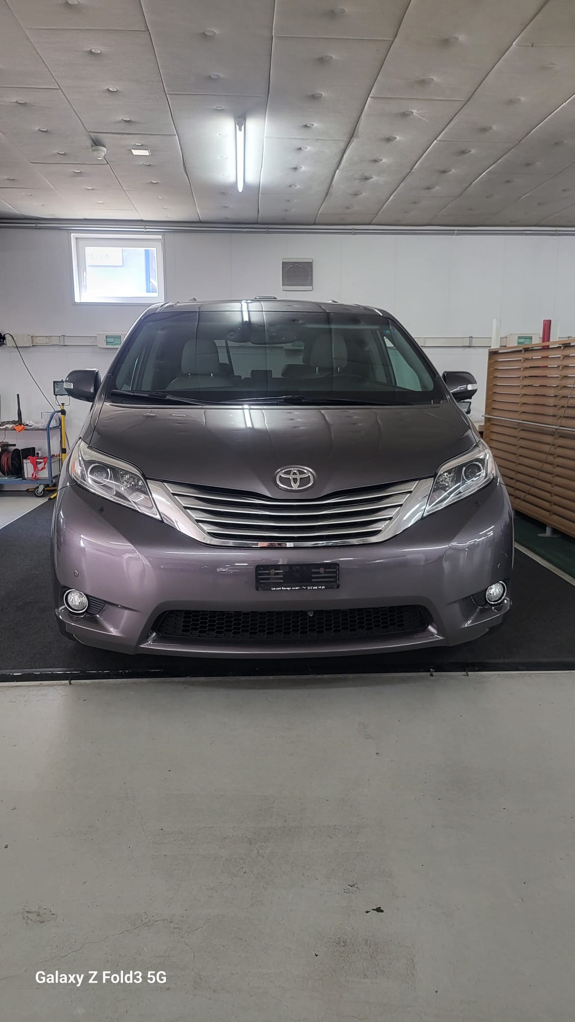 TOYOTA SIENNA LIMITED PREMIUM AWD MODELL 2015-image-0