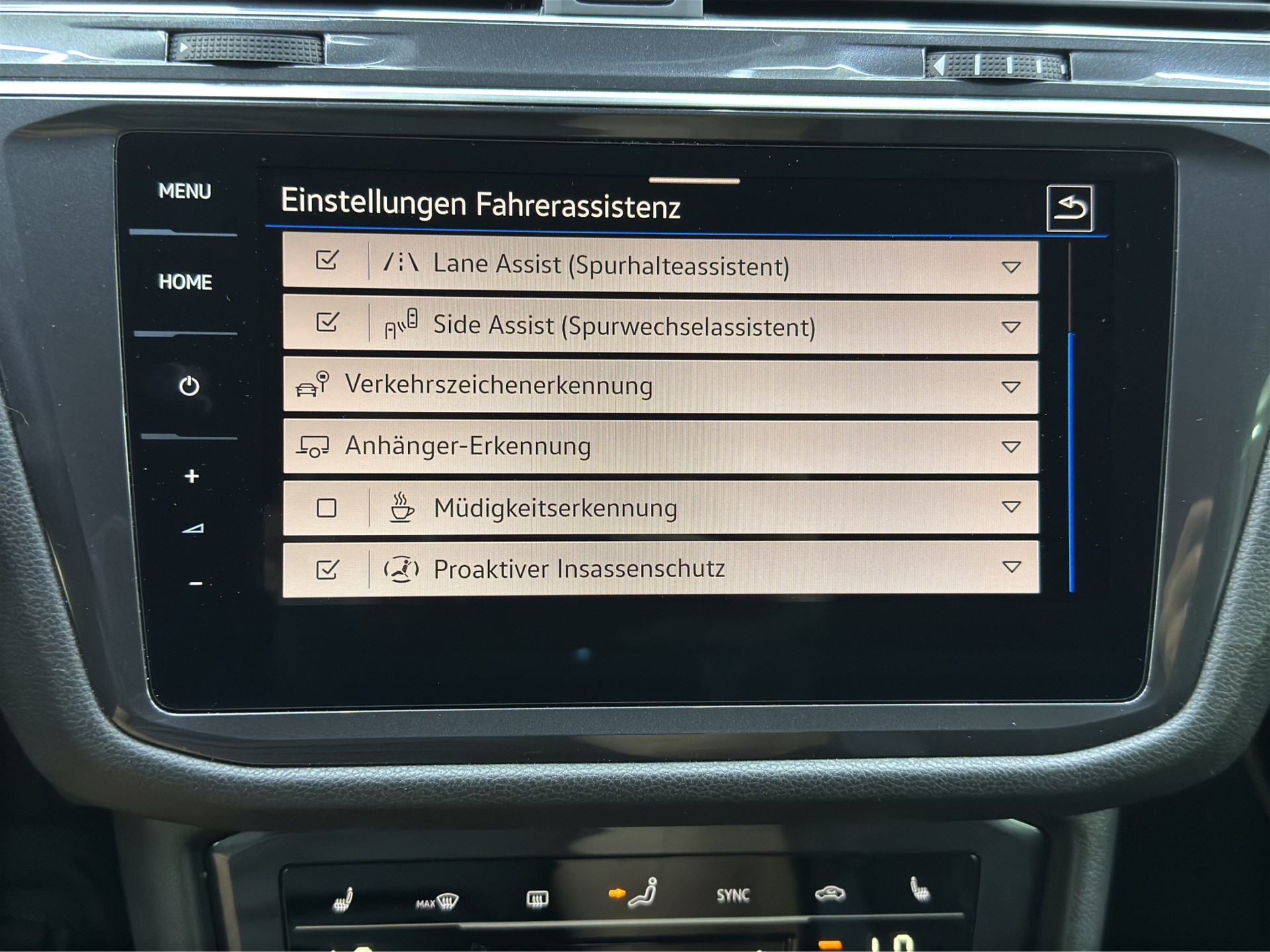 VW Tiguan Allspace 2.0TSI R-Line 4Motion DSG-image-23