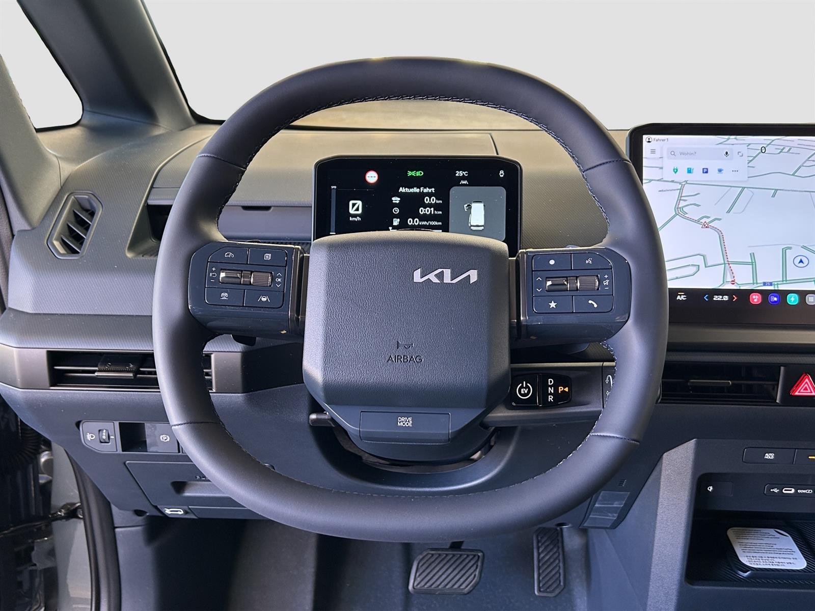 KIA PV5 Passenger 71.2 kWh Plus-image-9