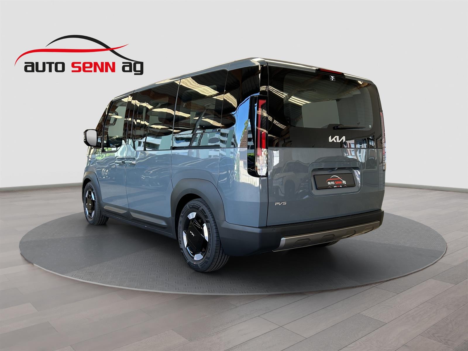 KIA PV5 Passenger 71.2 kWh Plus-image-2