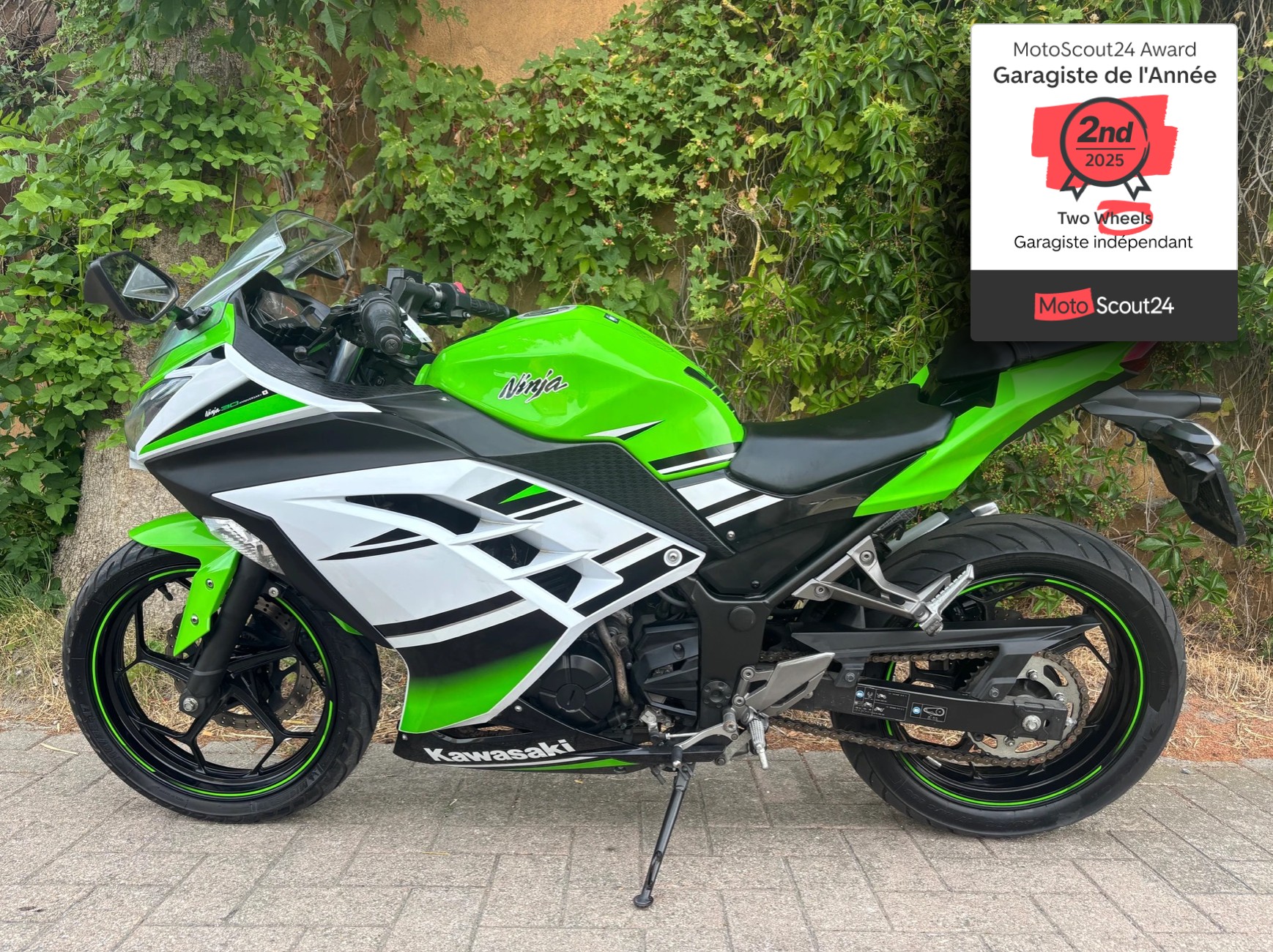 KAWASAKI Ninja 300 ABS