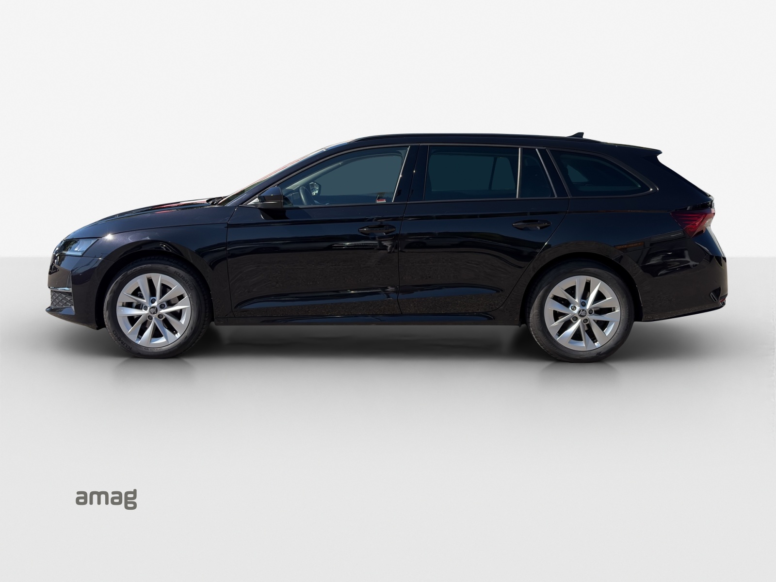 SKODA Octavia Combi 1.5 TSI mHEV DSG Dynamic-image-1