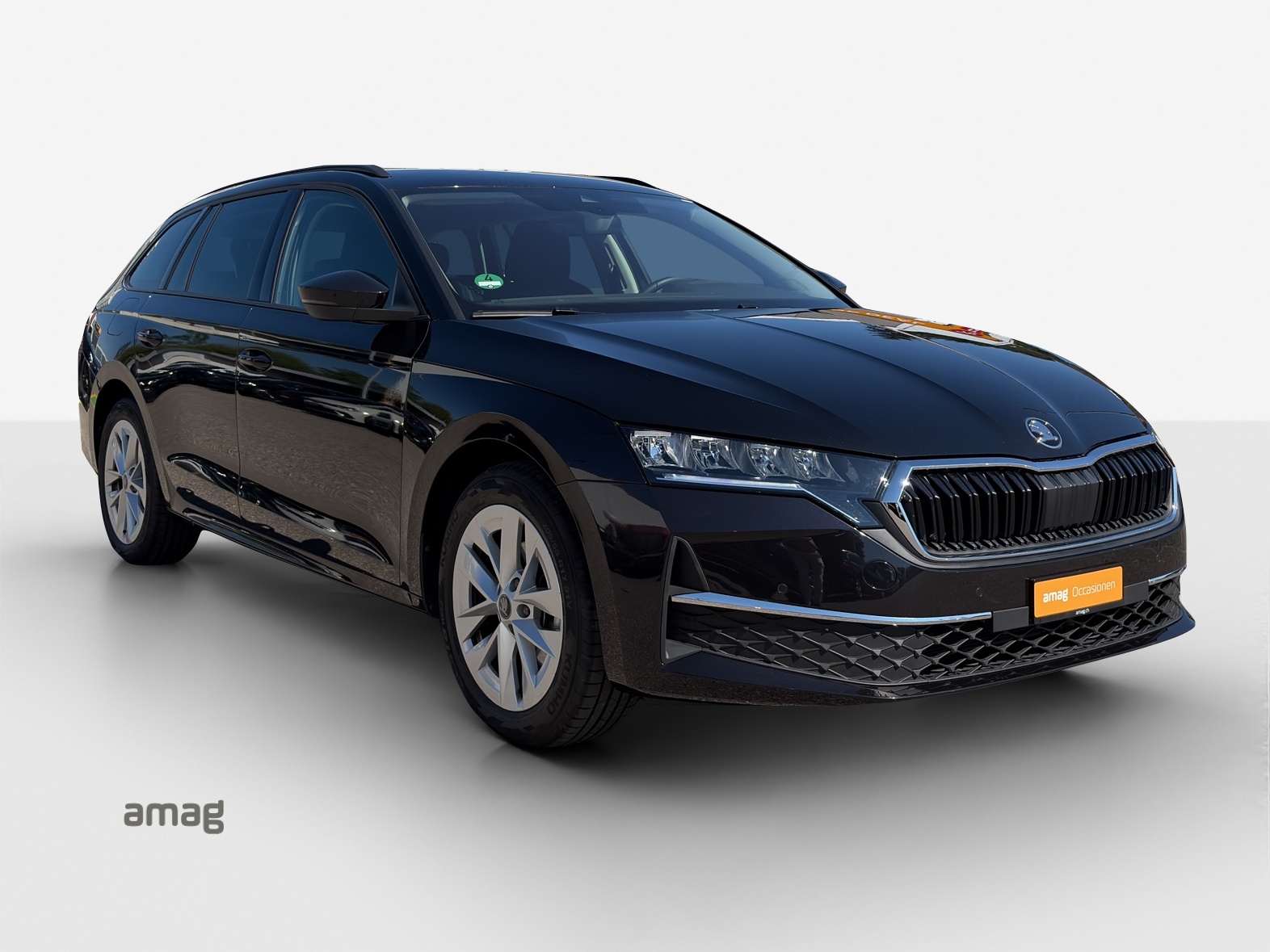 SKODA Octavia Combi 1.5 TSI mHEV DSG Dynamic-image-5