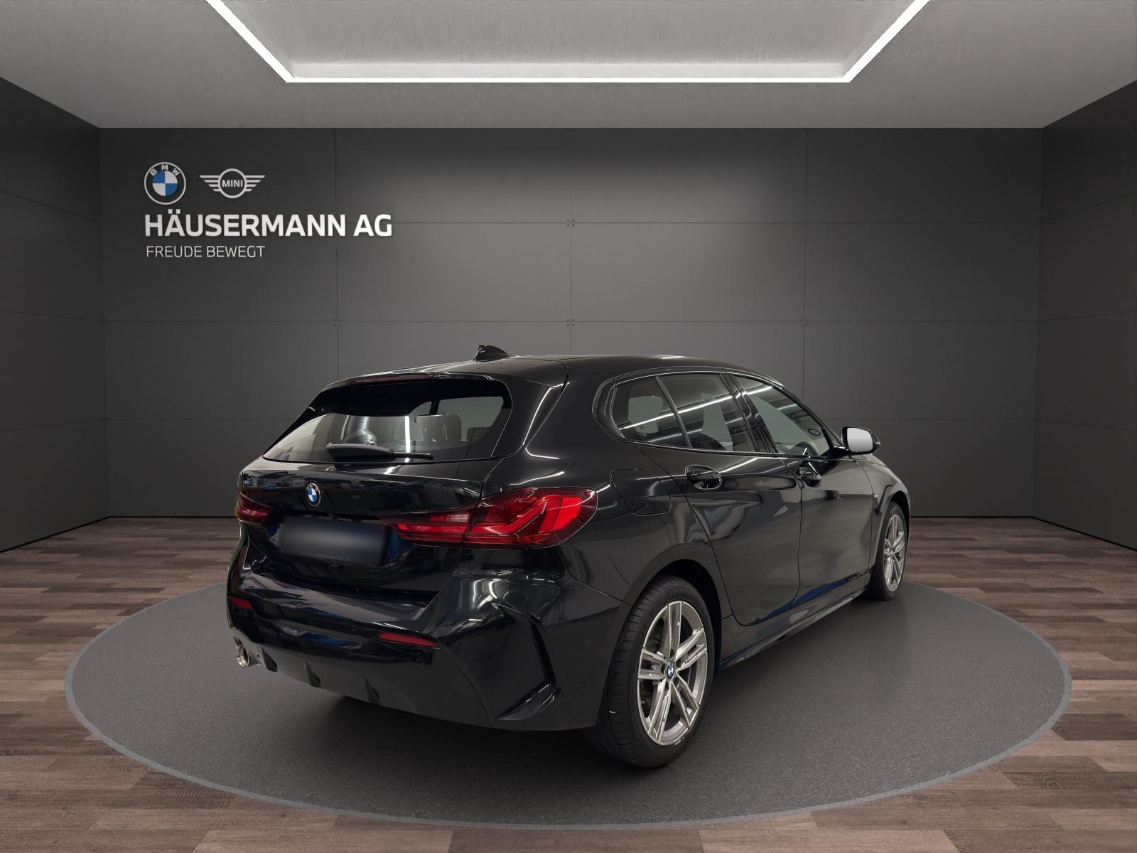BMW 118i M SPORT-image-4