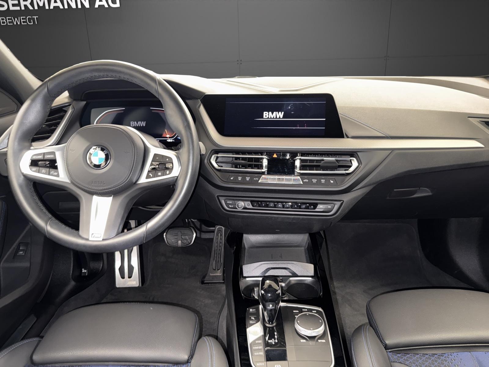 BMW 118i M SPORT-image-7