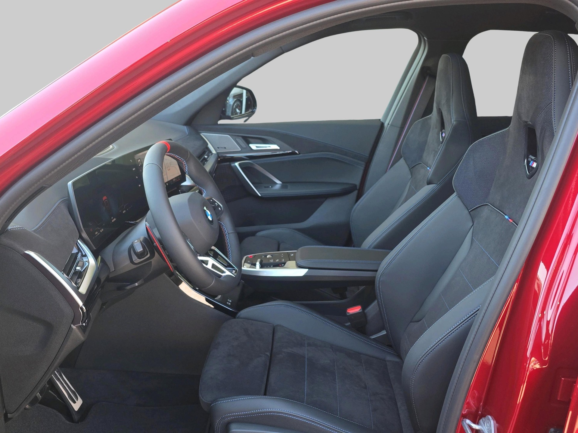 BMW X1 M35i xDrive-showroom-element-3