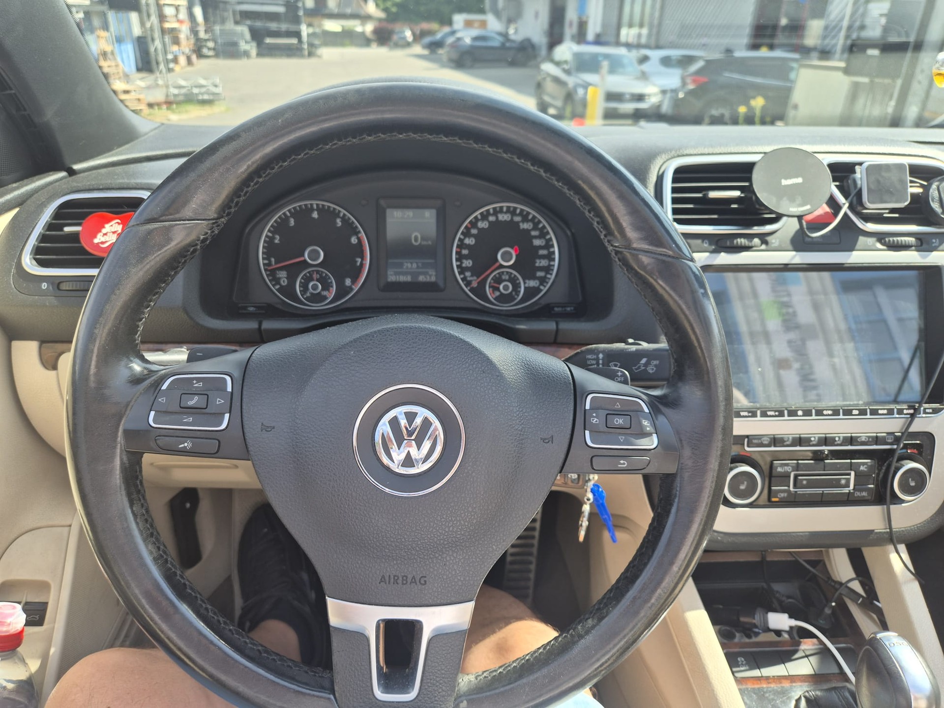 VW Eos 2.0 TSI DSG-image-4