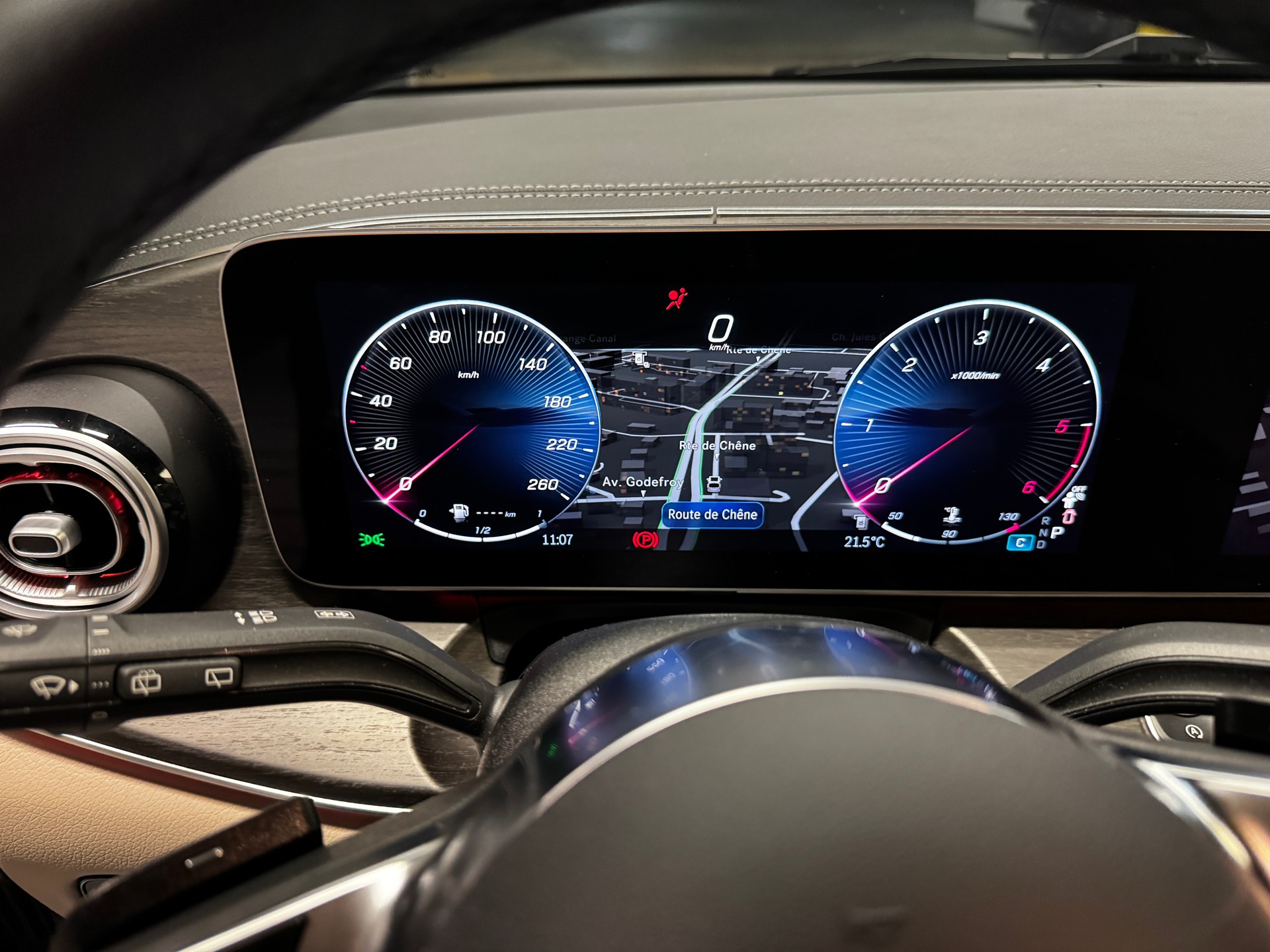 MERCEDES-BENZ V 300 d lang Avantgarde 9G-Tronic-image-14