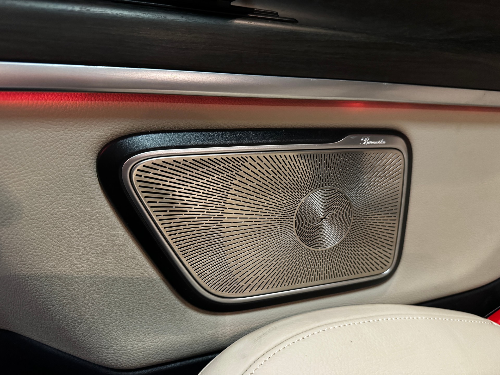 MERCEDES-BENZ V 300 d lang Avantgarde 9G-Tronic-image-10