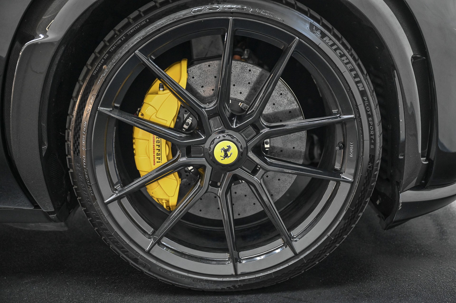 FERRARI Purosangue 6.5 V12-image-15