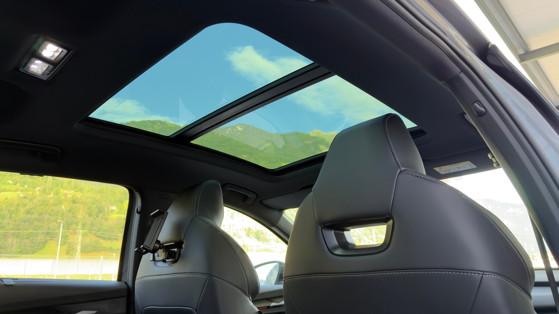 SKODA Enyaq RS 85x 4x4 340PS/250kW elektrisch-image-6