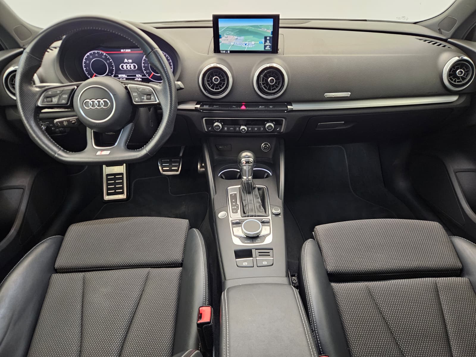 AUDI A3 Sportback 35 TFSI Sport S-tronic-image-9