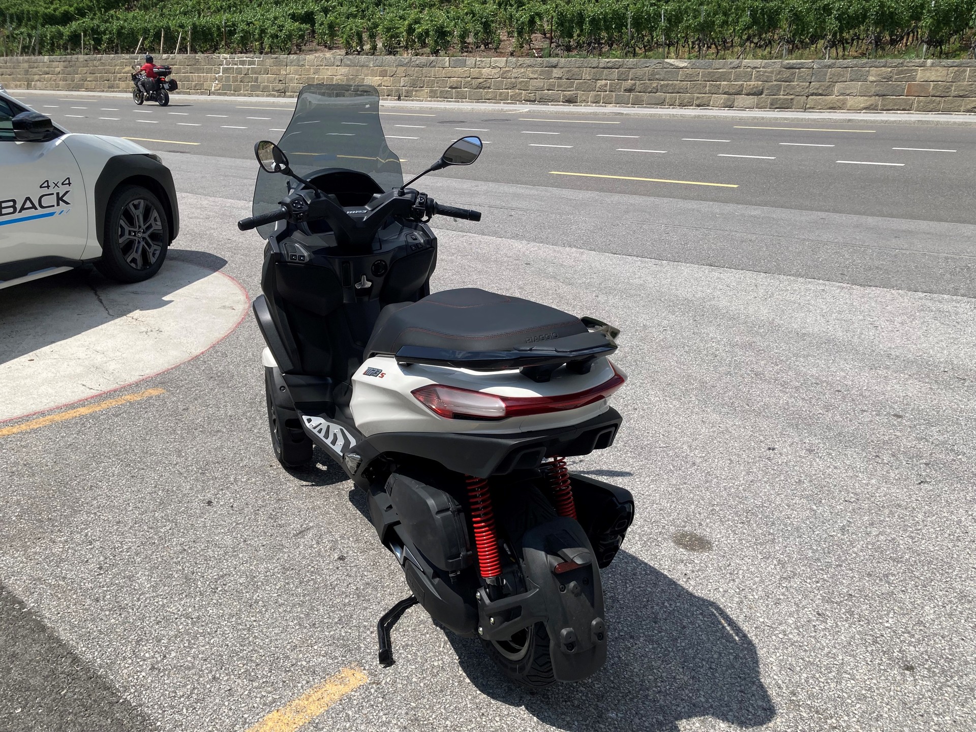 PIAGGIO MP3 400 Sport RST-image-7