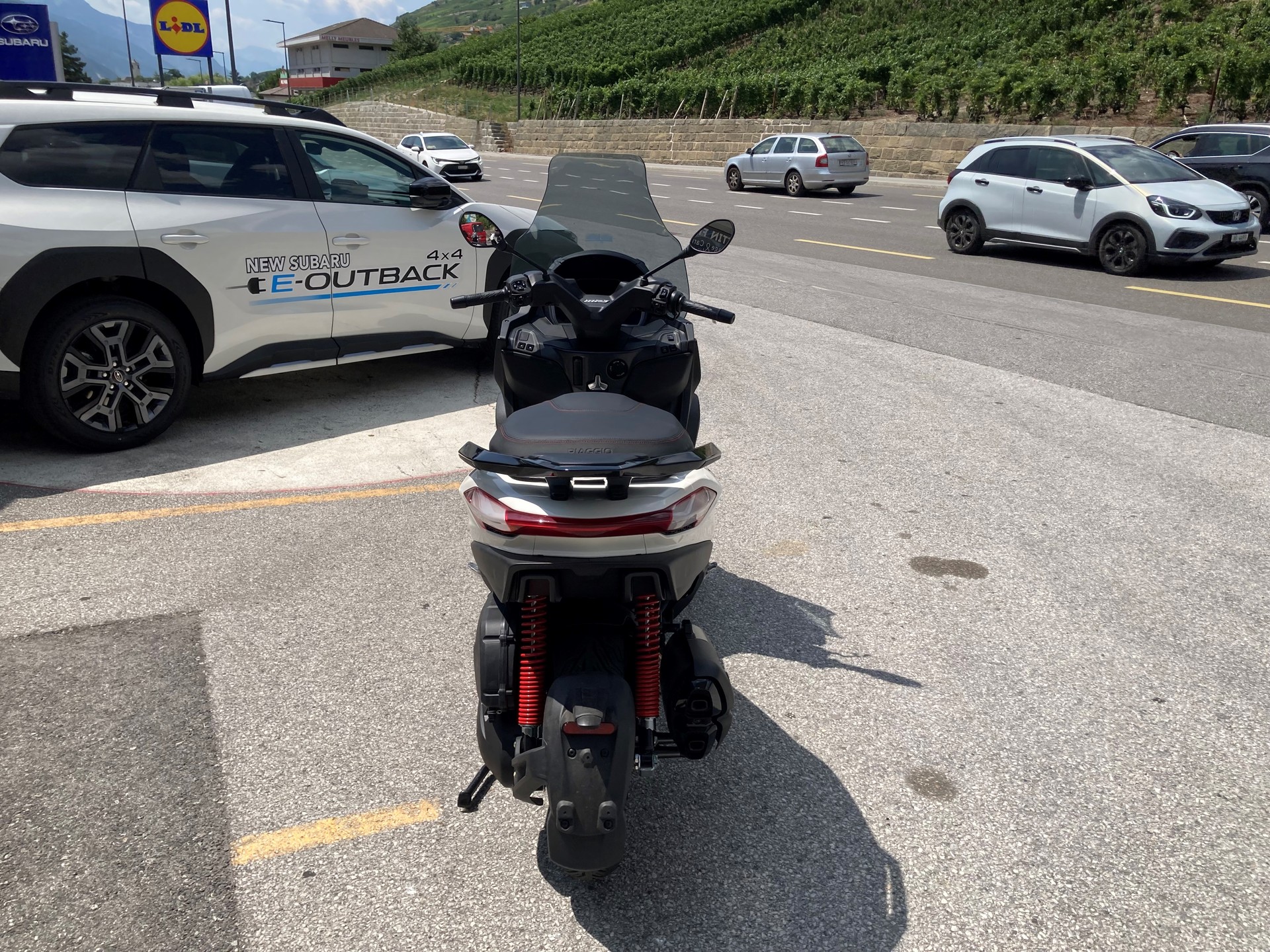 PIAGGIO MP3 400 Sport RST-image-6