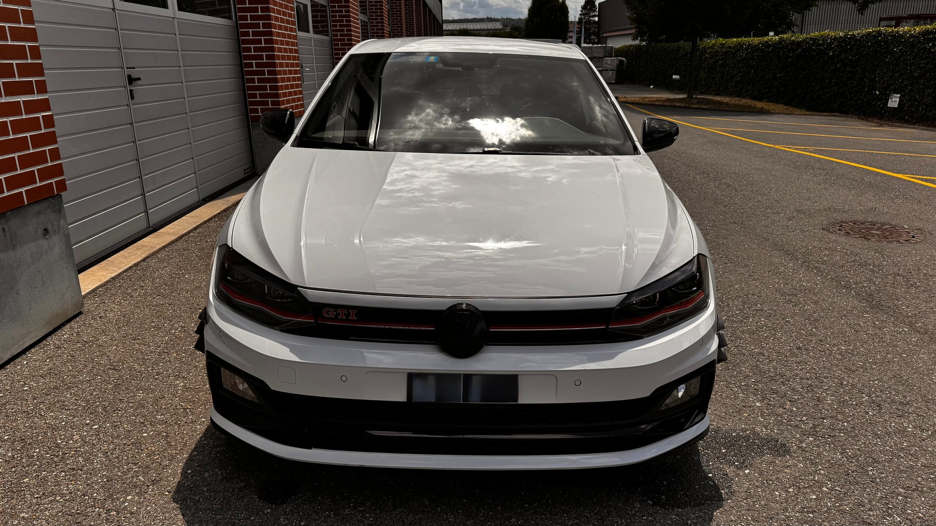 VW Polo 2.0 TSI GTI DSG-image-1