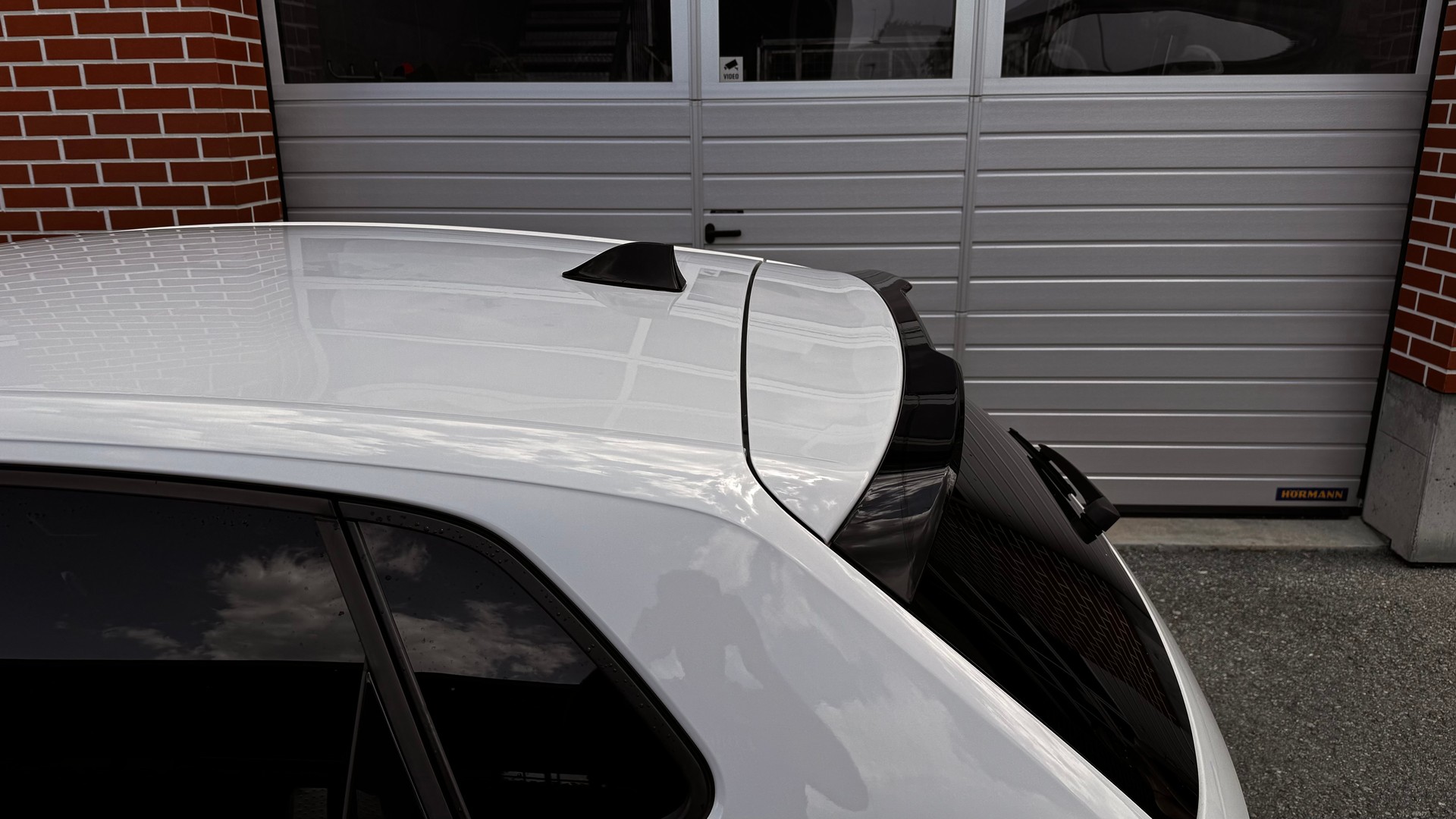 VW Polo 2.0 TSI GTI DSG-image-4