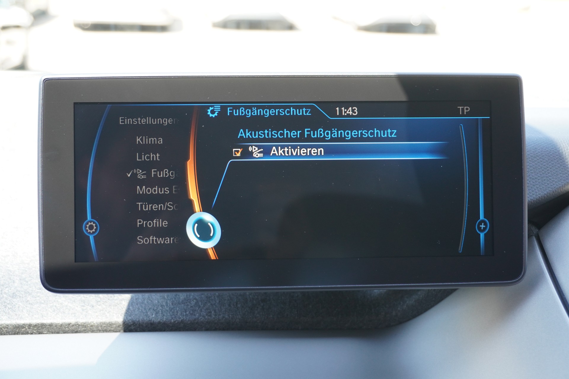 BMW i3 (94Ah)-image-25
