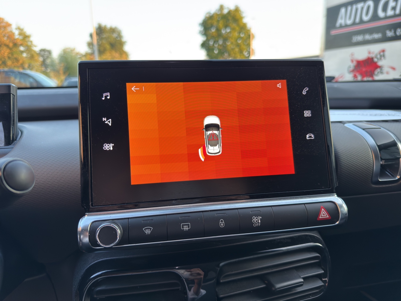 CITROEN C4 Cactus 1.2 Pure Tech Shine EAT6-image-25