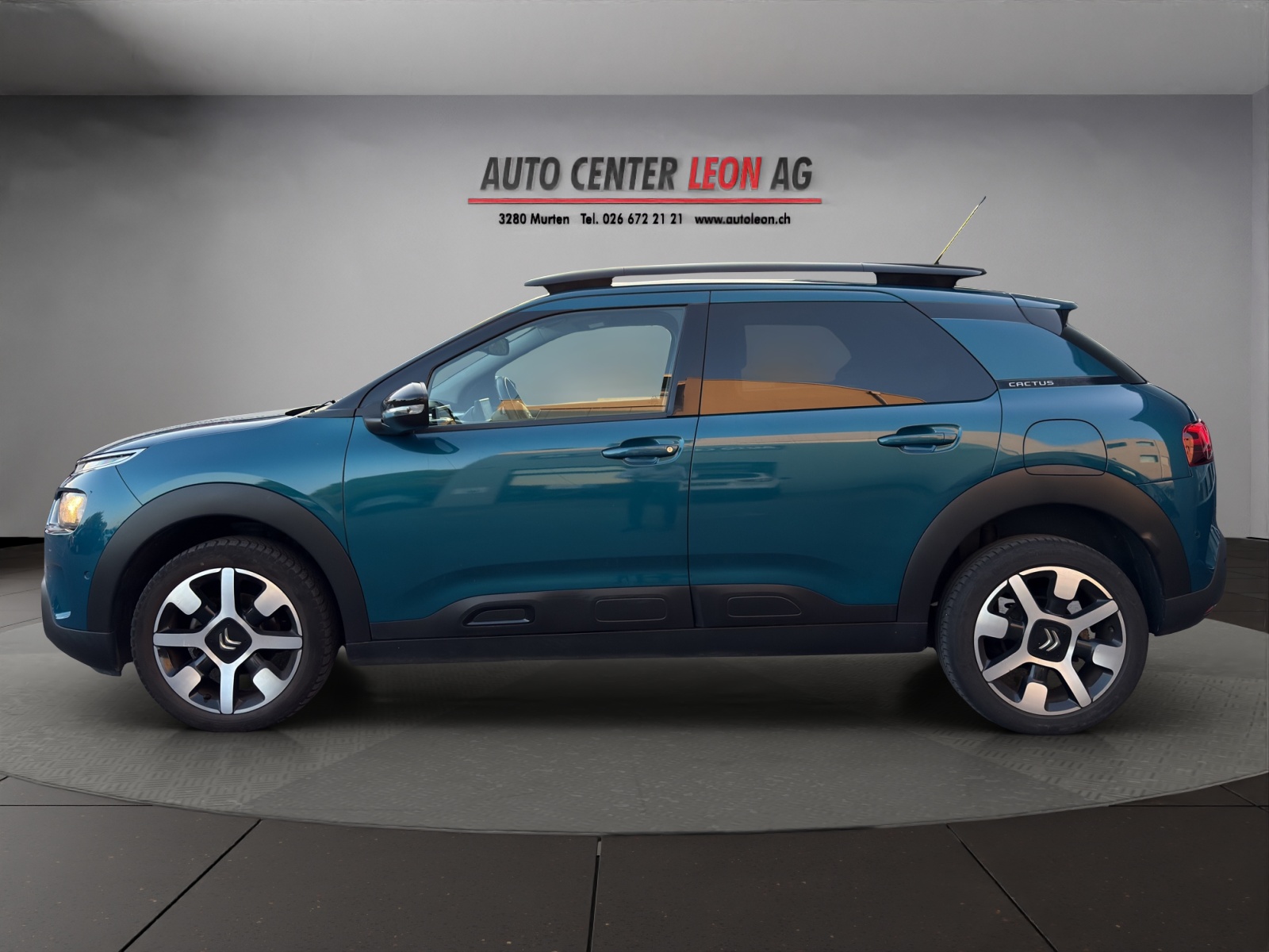 CITROEN C4 Cactus 1.2 Pure Tech Shine EAT6-showroom-element-2