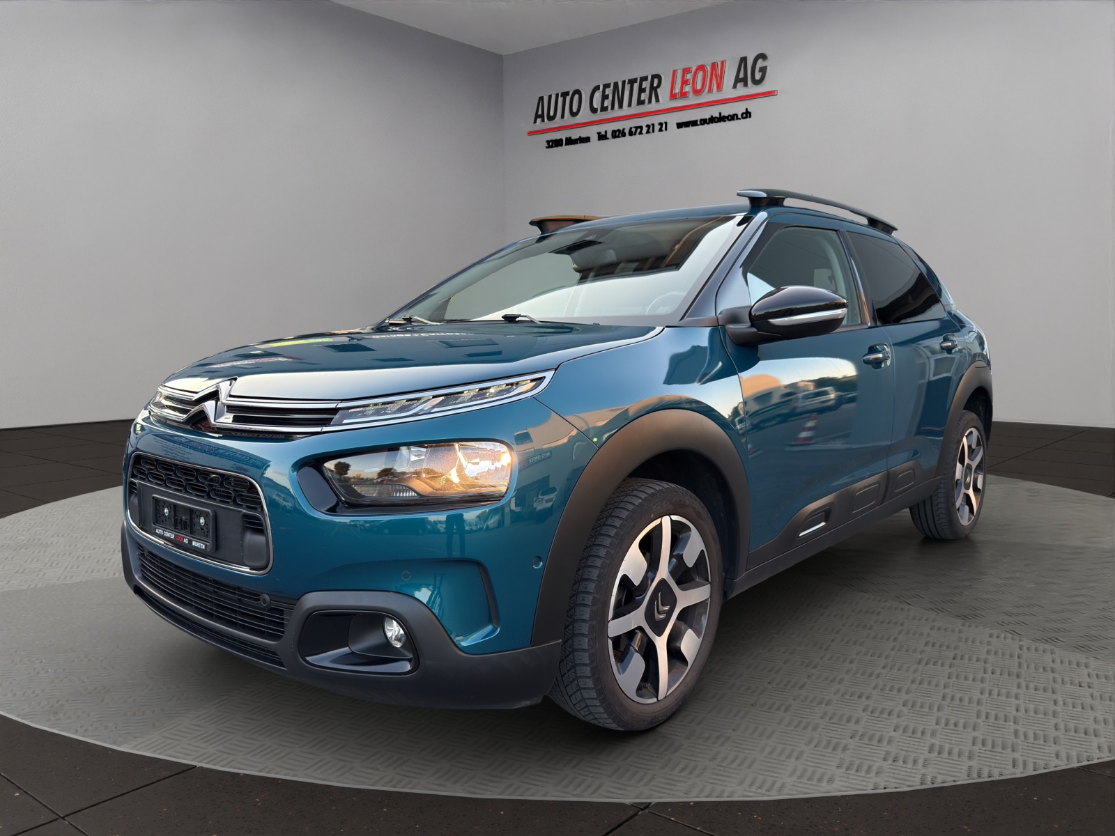 CITROEN C4 Cactus 1.2 Pure Tech Shine EAT6-showroom-element-1