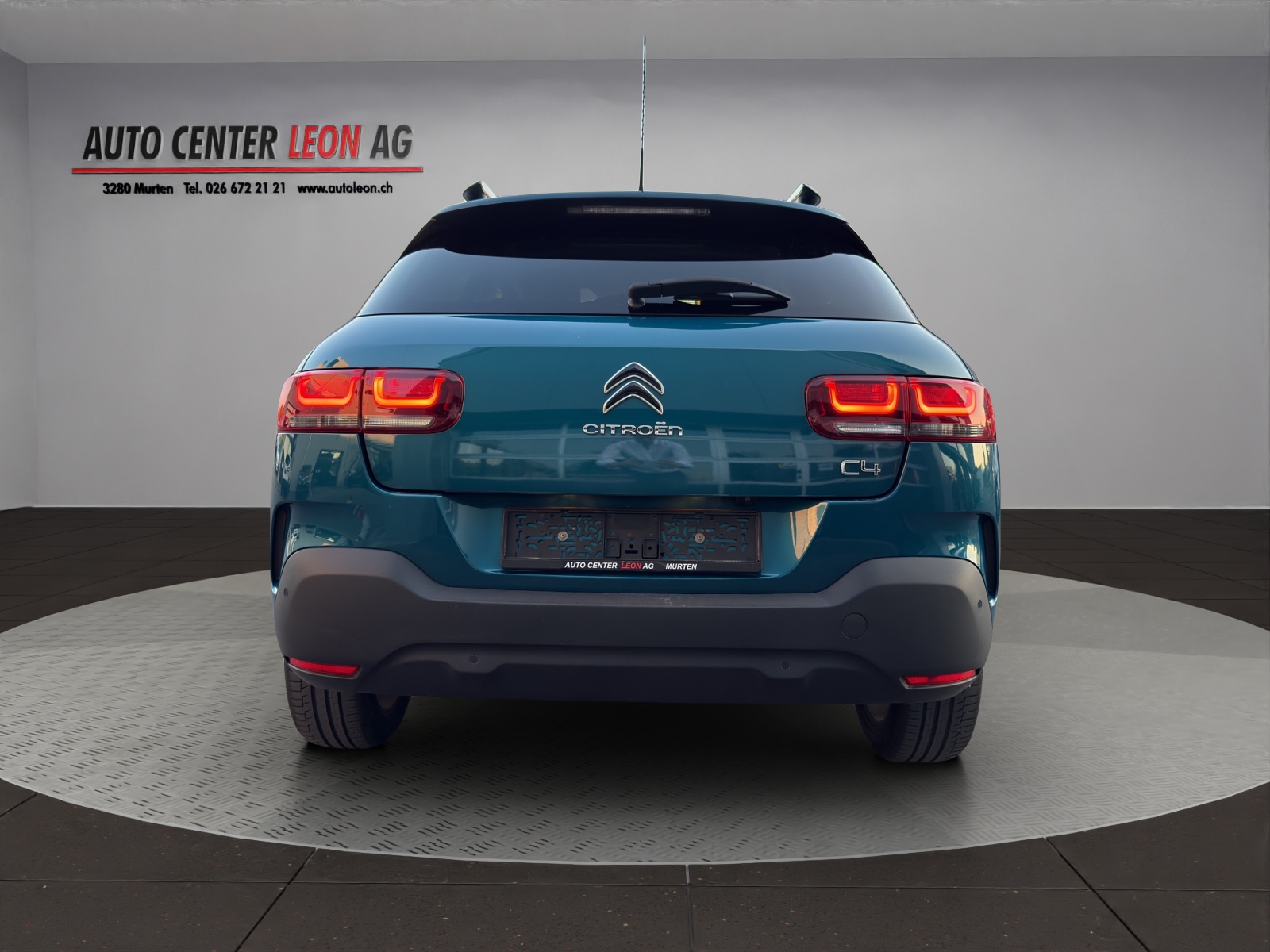 CITROEN C4 Cactus 1.2 Pure Tech Shine EAT6-image-4