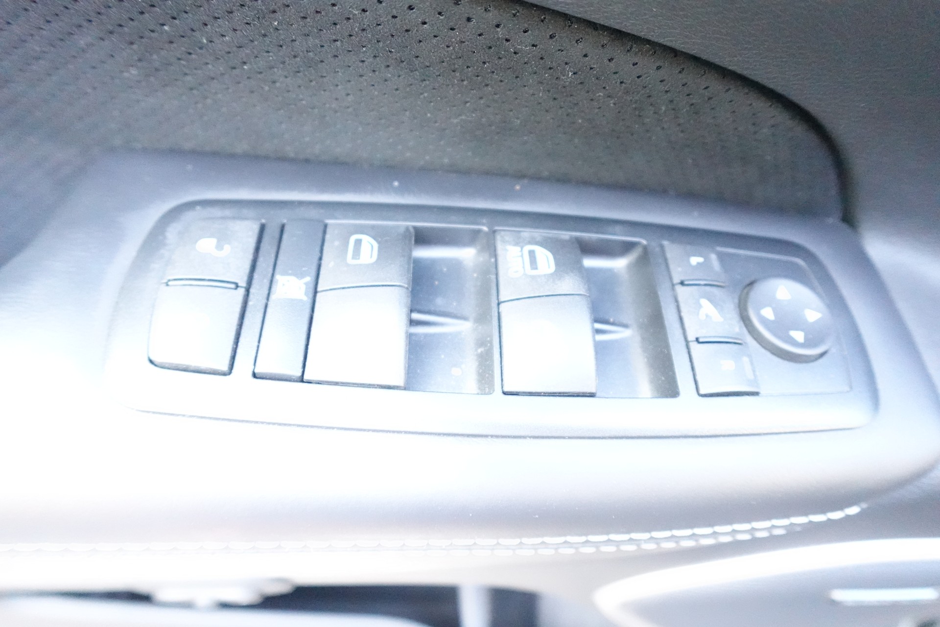 JEEP Grand Cherokee 6.4 V8 HEMI SRT8 Automatic-image-11