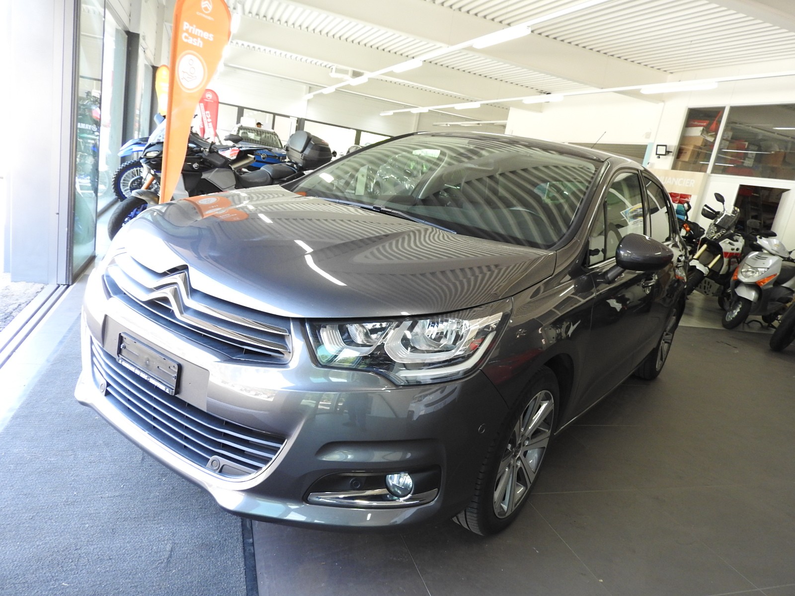 CITROEN C4 1.2 turbo 130 cv Shine Automatic-image-0