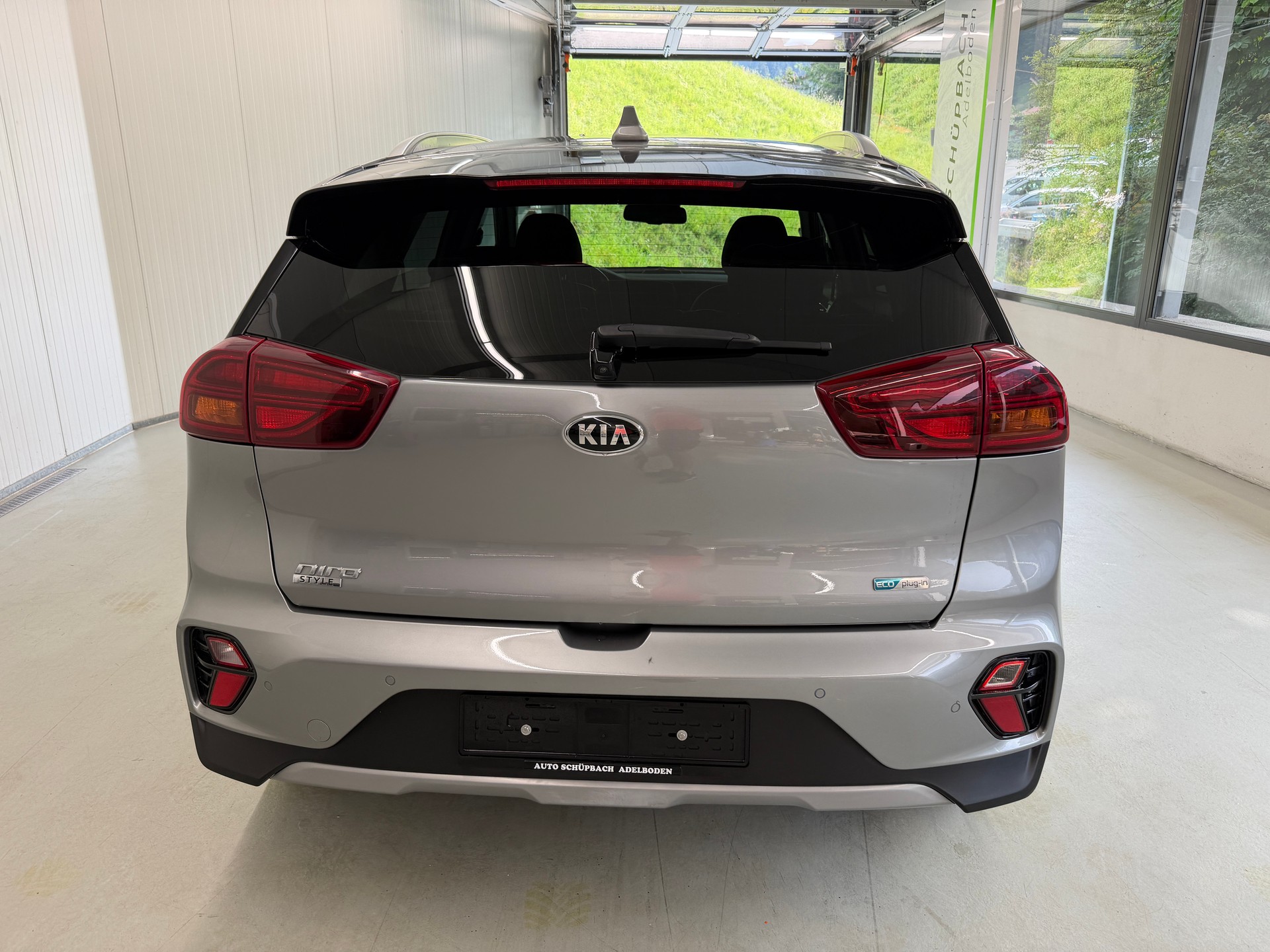KIA Niro 1.6GDi Plug-in Hybrid Style DCT-image-5