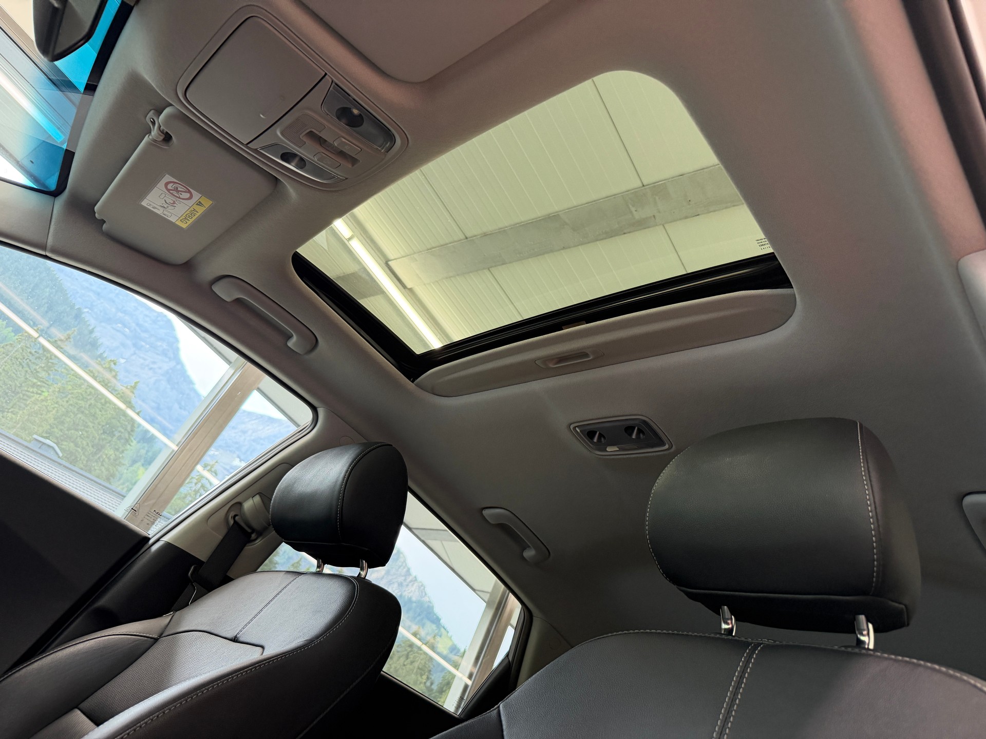 KIA Niro 1.6GDi Plug-in Hybrid Style DCT-image-21