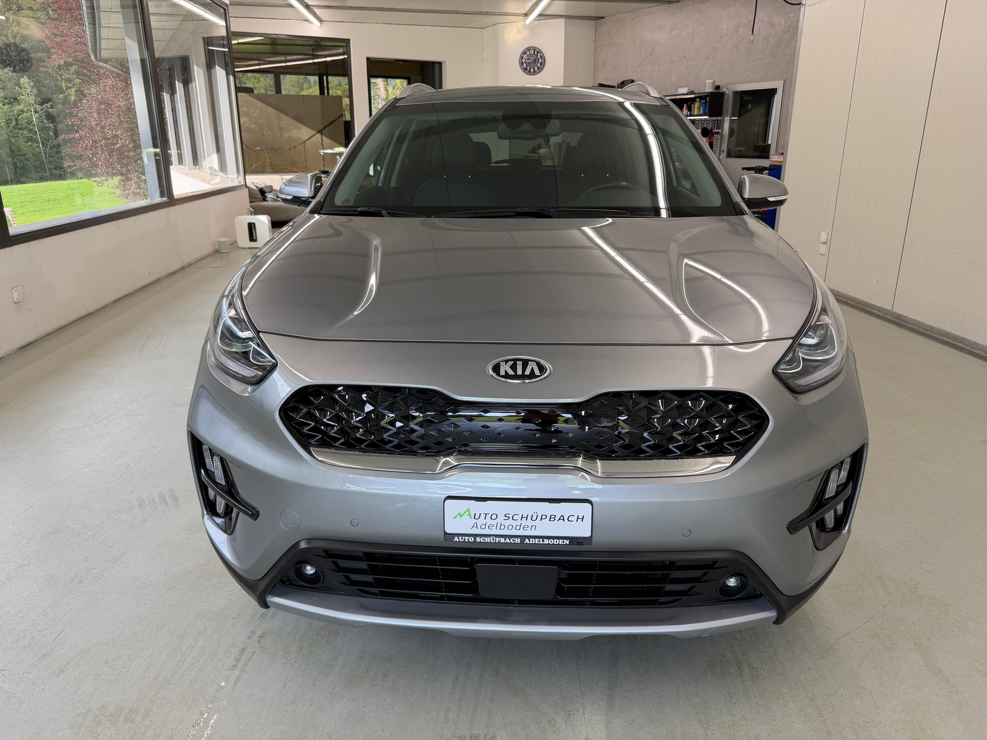 KIA Niro 1.6GDi Plug-in Hybrid Style DCT-image-10