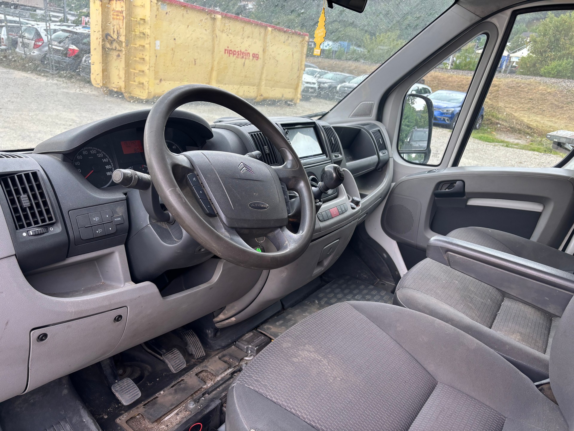CITROEN Jumper 2.2 HDi 33 L2H2-image-11