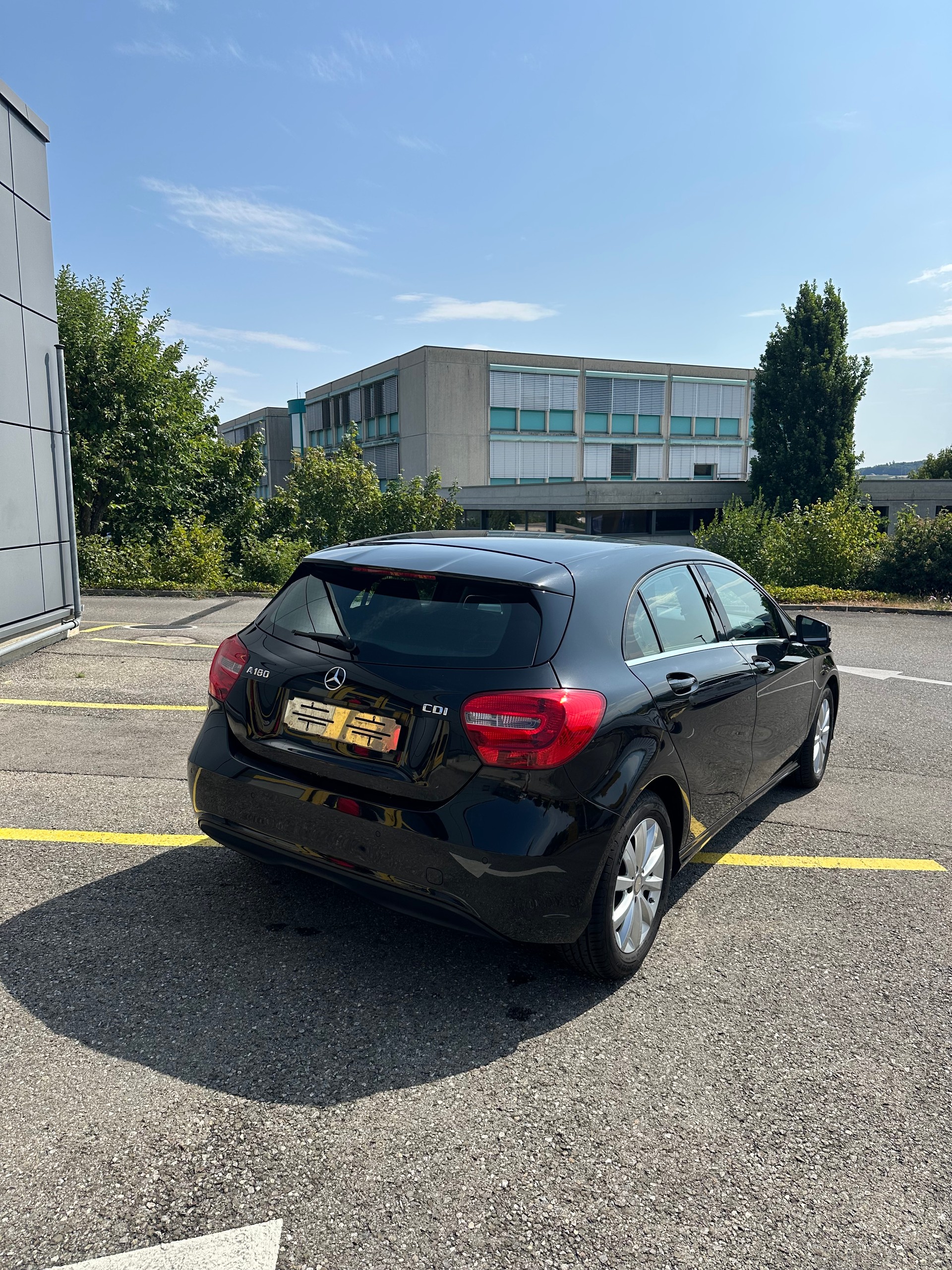 MERCEDES-BENZ A 180 CDI *Top Zustand*-image-3