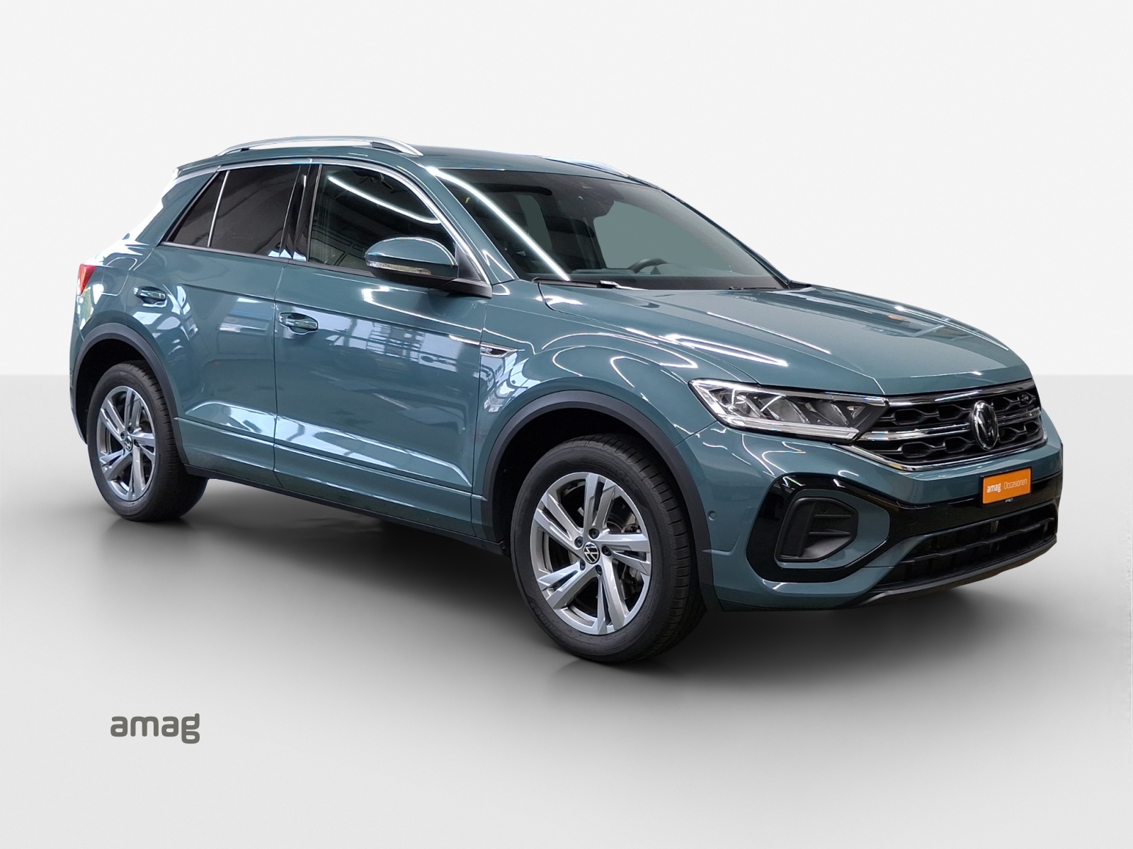 VW T-Roc 2.0 TSI R-Line DSG 4Motion-image-5