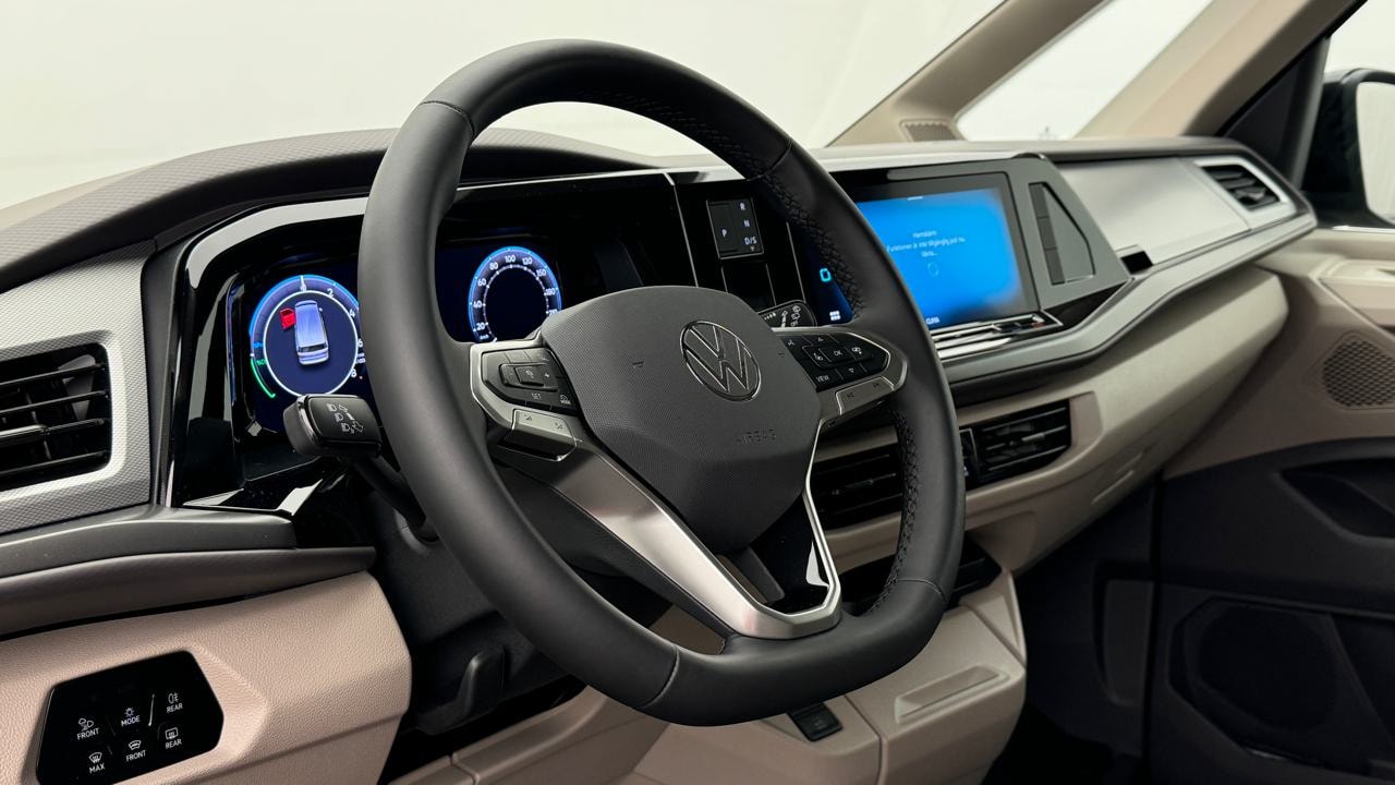 VW Multivan 1.5 eHybrid Life 4Motion DSG-image-6