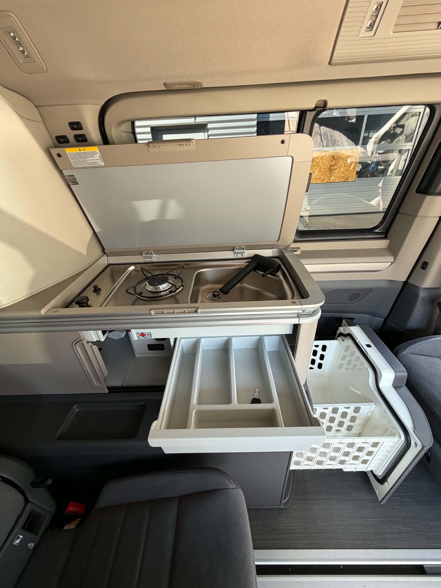 VW 1.5 TSI eHybrid Ocean Liberty DSG-image-12