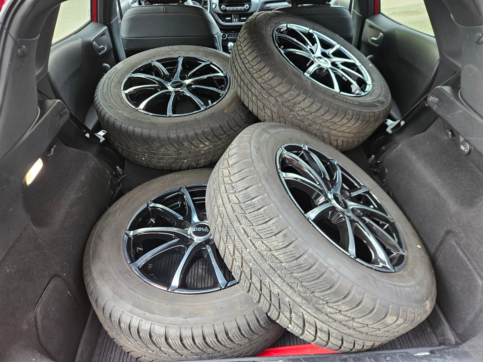 FORD 1.0 EcoB Hybrid 155 ST-Line X-image-4